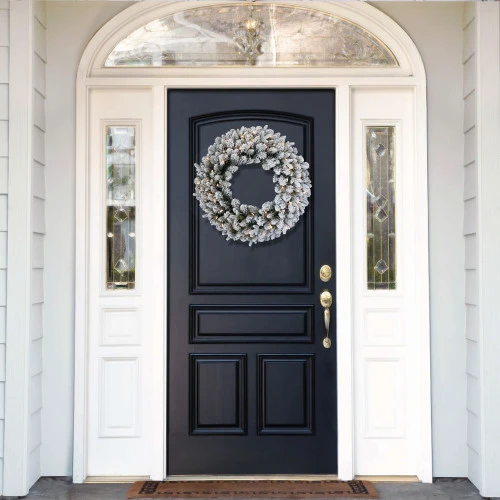 Christmas Central Pre-Lit Snowy Iceland Fir Artificial Christmas Wreath, 24-Inch, Warm White Lights 4 Christmas Central Pre-Lit Snowy Iceland Fir Artificial Christmas Wreath, 24-Inch, Warm White Lights - Image 2