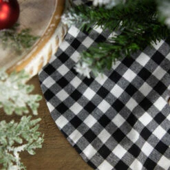 Northlight 20" White And Black Buffalo Plaid Mini Christmas Tree Skirt -Christmas Decoration Store northlight l27924 styled 2 44723.1691161229