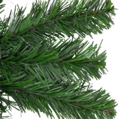 Northlight 7' Green Colorado Spruce Artificial Christmas Swag, Unlit -Christmas Decoration Store northlight v15088 3updated 81618.1671699961