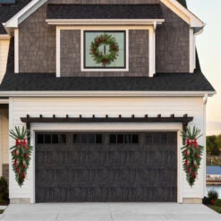 Northlight 60" Canadian Pine Artificial Christmas Teardrop Swag - Unlit -Christmas Decoration Store northlight v15099 styled 1 50462.1681836429