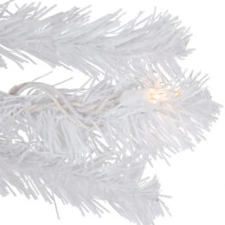 Northlight 9' X 8" Pre-Lit Snow White Artificial Christmas Garland, Clear Lights -Christmas Decoration Store northlight v158582c20v158572c20gb16048 04 93401.1691247506