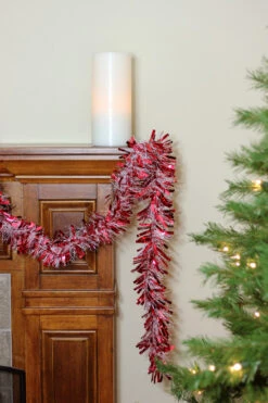 Northlight 50' X 4" Red And White Wide Cut Snowblush Tinsel Christmas Garland - Unlit -Christmas Decoration Store xmfeccas2vlrfb9vrs3u8nzsug4m8hdx 16015.1665519920